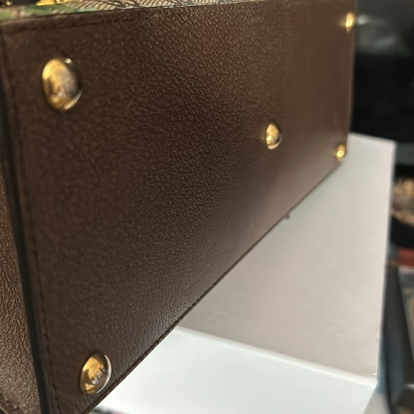 GUCCI 🌸Tian Too Handle and convertible crossbody - Picture 8 of 13